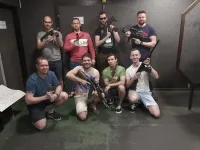 AK-47 / 8 Waffen / 64 Schuss